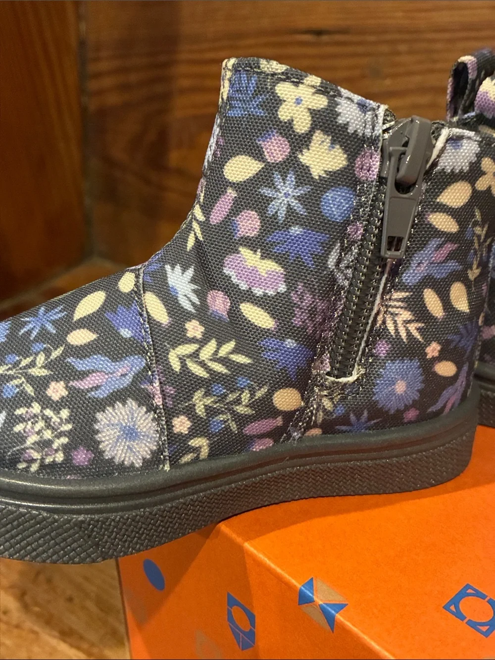 Oomphies Kids Floral Zip-Ankle Boots - New In Box. I have a size 5 and a 7